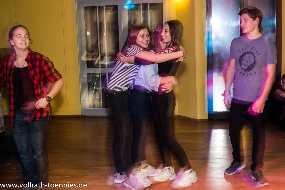 2019 11 09 Tanzparty Jugend 0169